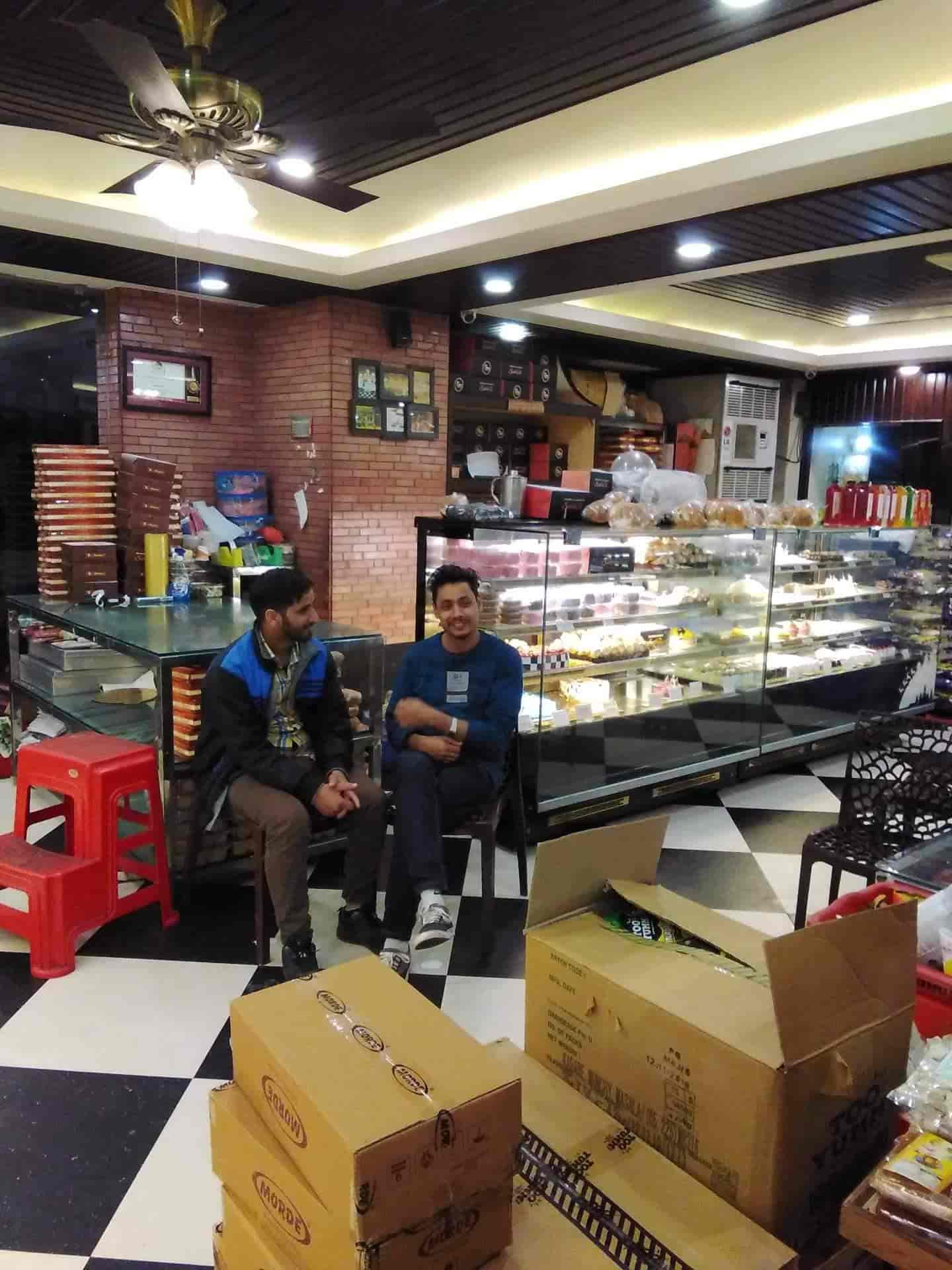 Top Freshes Cake Shops in ITBP RoadSeemadwar Best Freshes Cake Shops