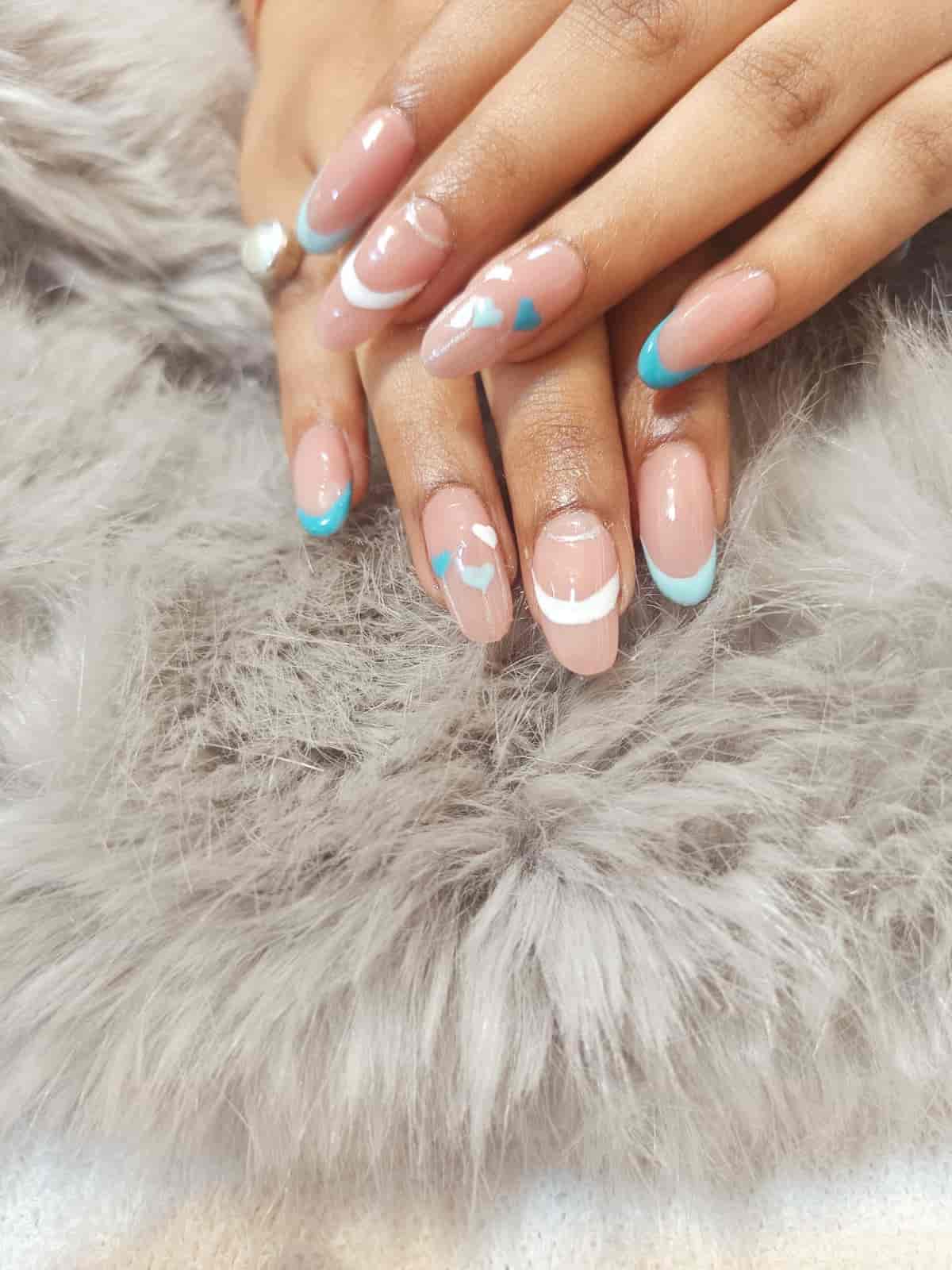 Barbiee Doll Salon- Women Exclusive