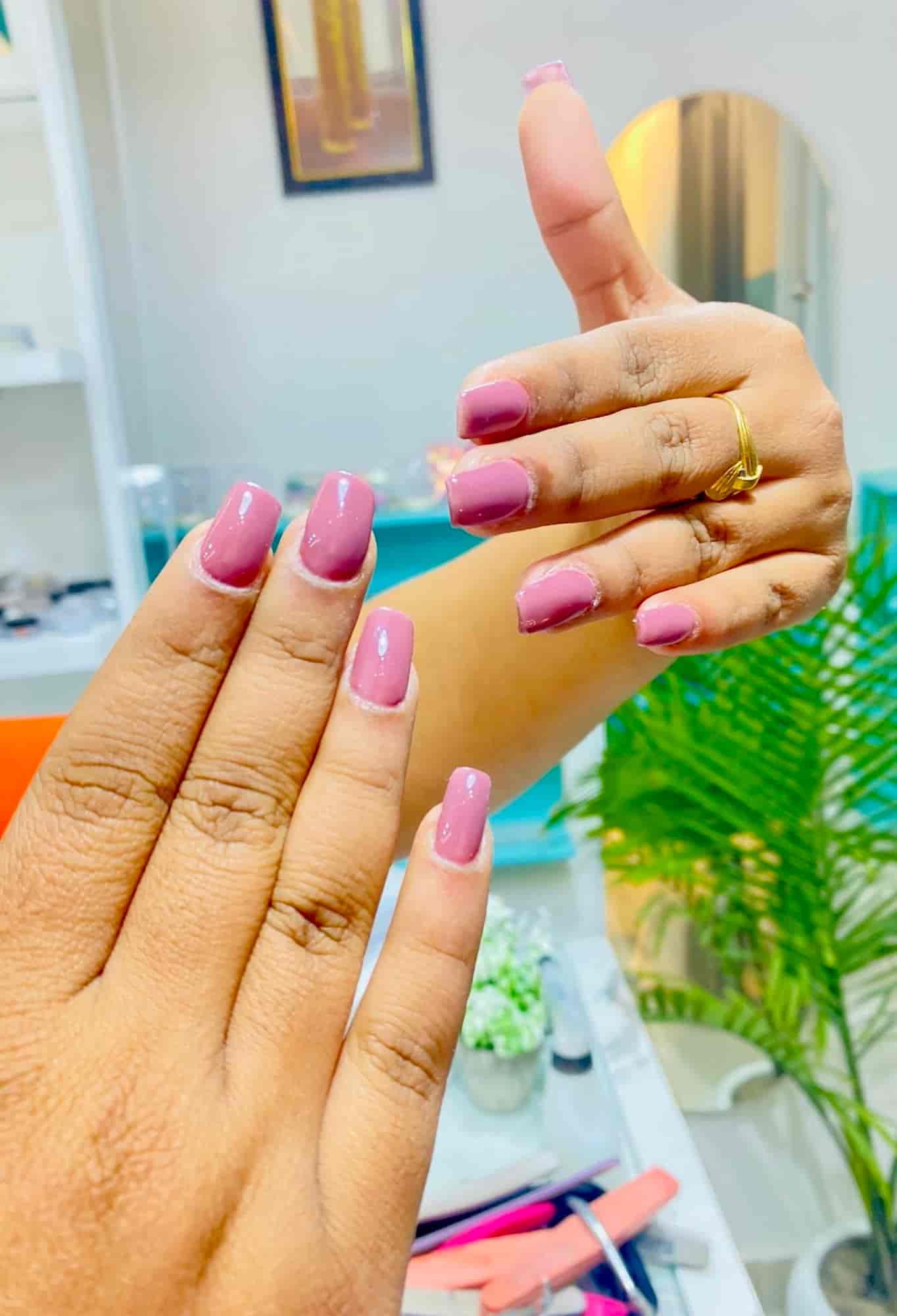 Hairport By Naresh Salon in Dehradun KTY,Dehradun Best Salons in