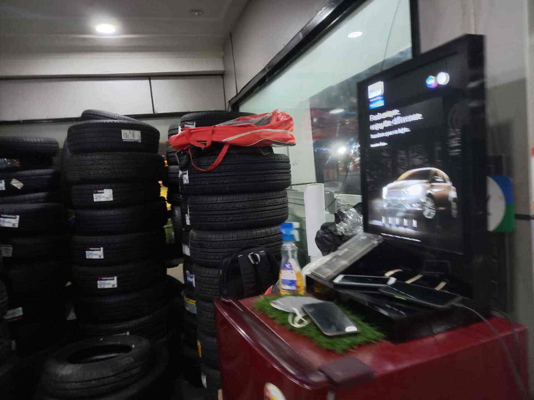 Bumra Tyers And Alloys in Rajpur Road,Dehradun Best Car Tyre Dealers