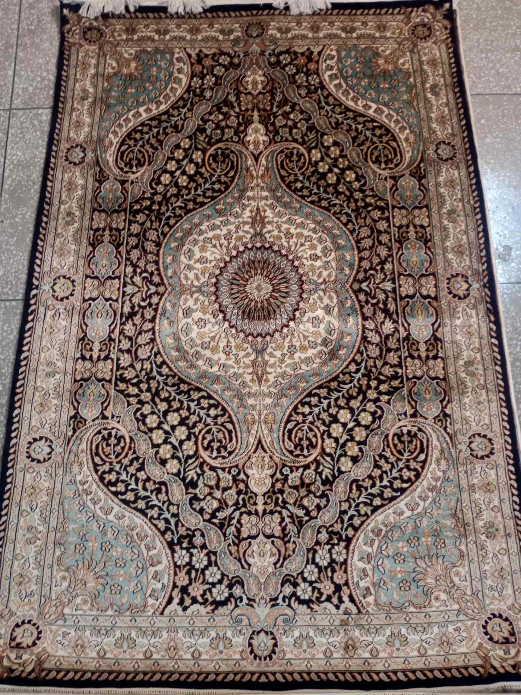 Village Carpet Dealers in Lajpat Nagar,Delhi Best Synthetic Carpet