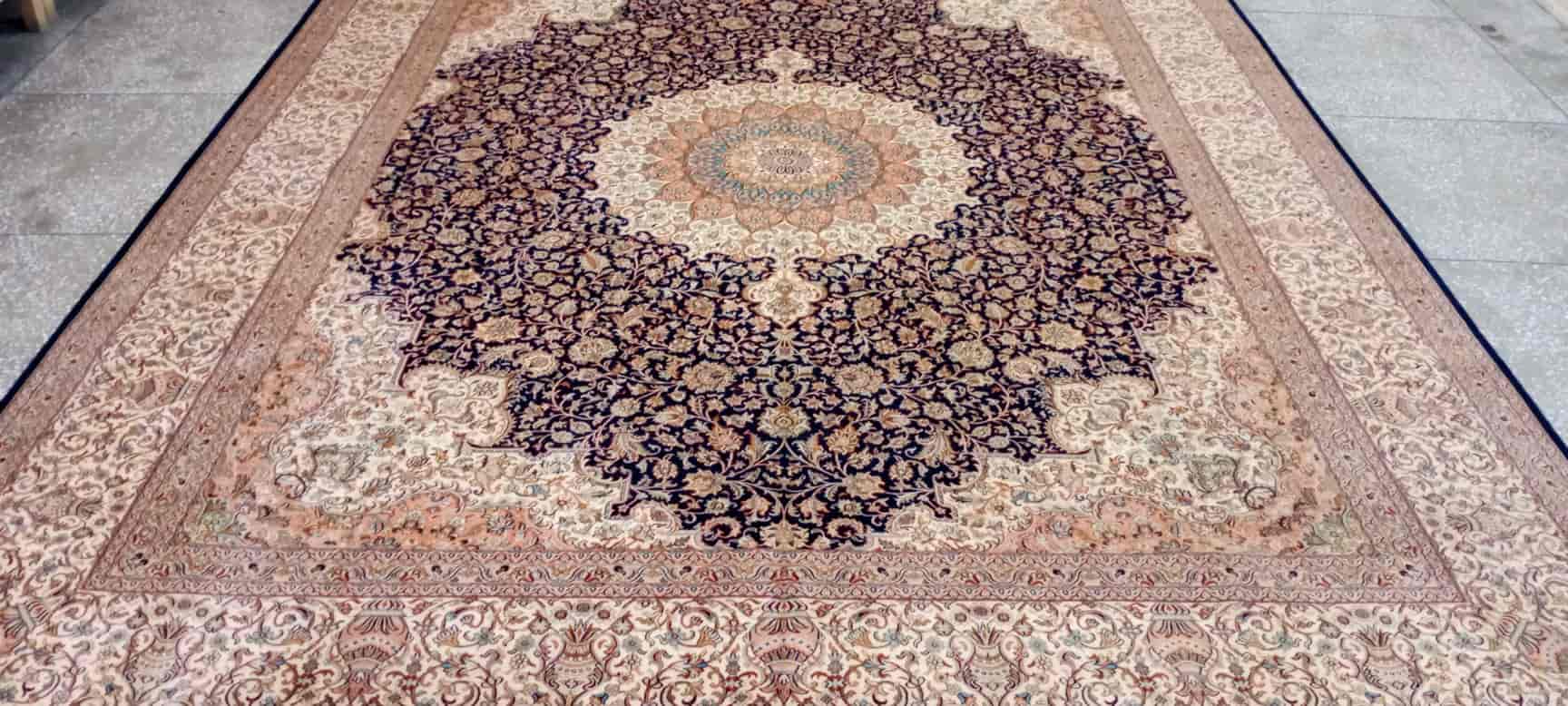 Village Carpet Dealers in Lajpat Nagar,Delhi Best Synthetic Carpet