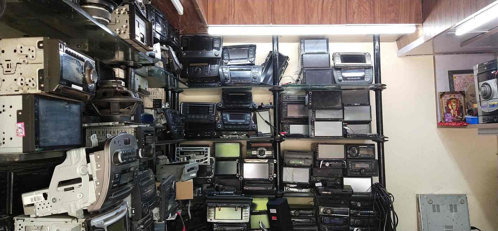 Electronics World in Ashok Vihar 3,Delhi Best Audio System Repair