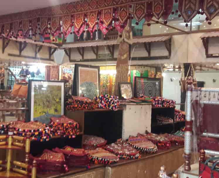 Gujarat State Handloom Handicraft Development Corporation Limited Photos, Connaught Place, Delhi- Pictures & Images Gallery - Justdial