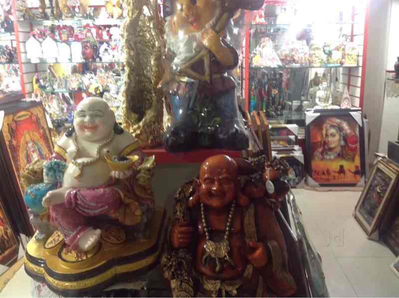 Standard Trading Co in Sadar Bazar,Delhi Best Marble God Statue
