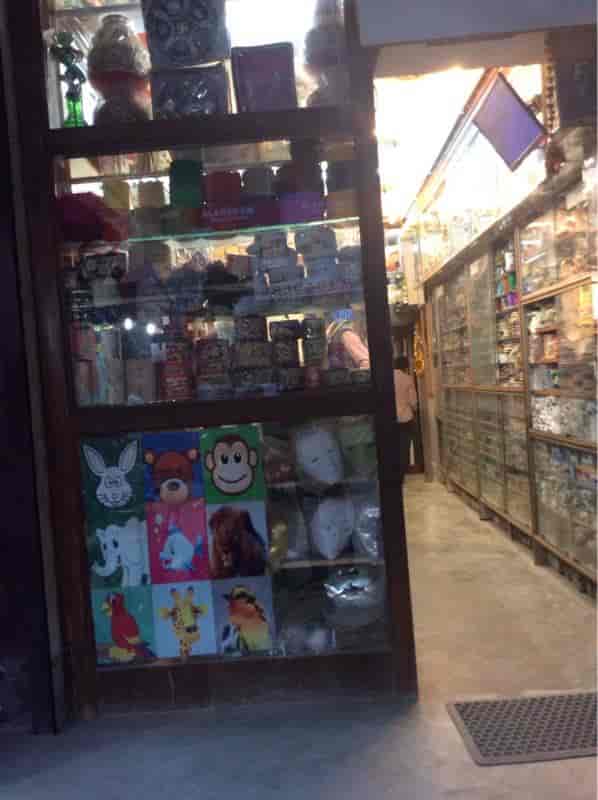gunjan fancy dress mayur vihar