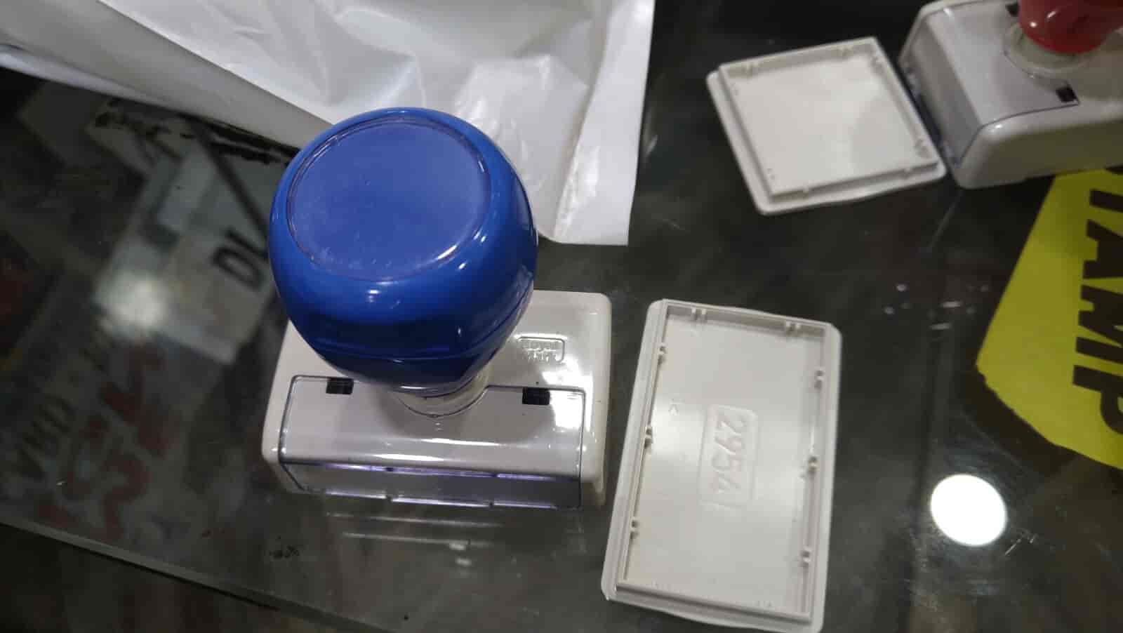 Pooneet Rubber Stamps & Name Plates & Printers in Lajpat Nagar 4,Delhi