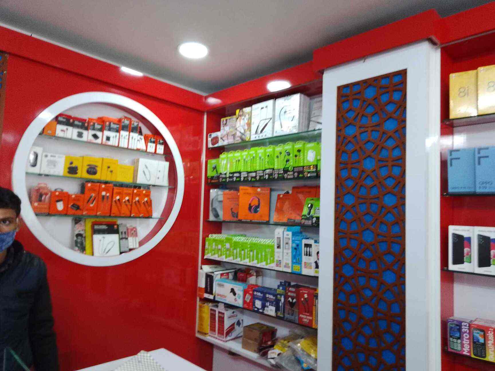 Shubham in Indirapuram,Delhi Best Mobile Phone Dealers in