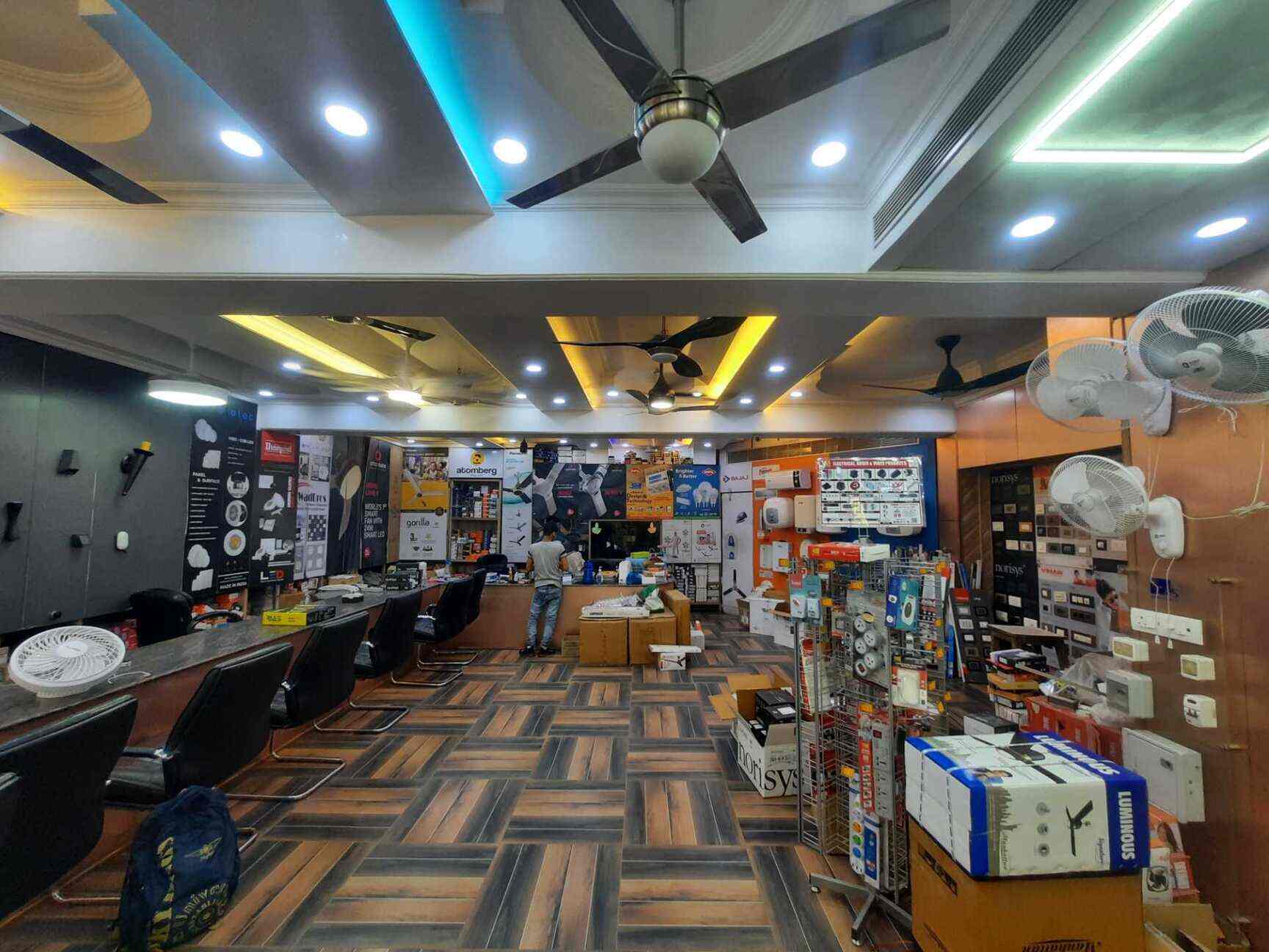 Ginny Power House in Tilak Nagar,Delhi Best LED Tube Light Dealers in