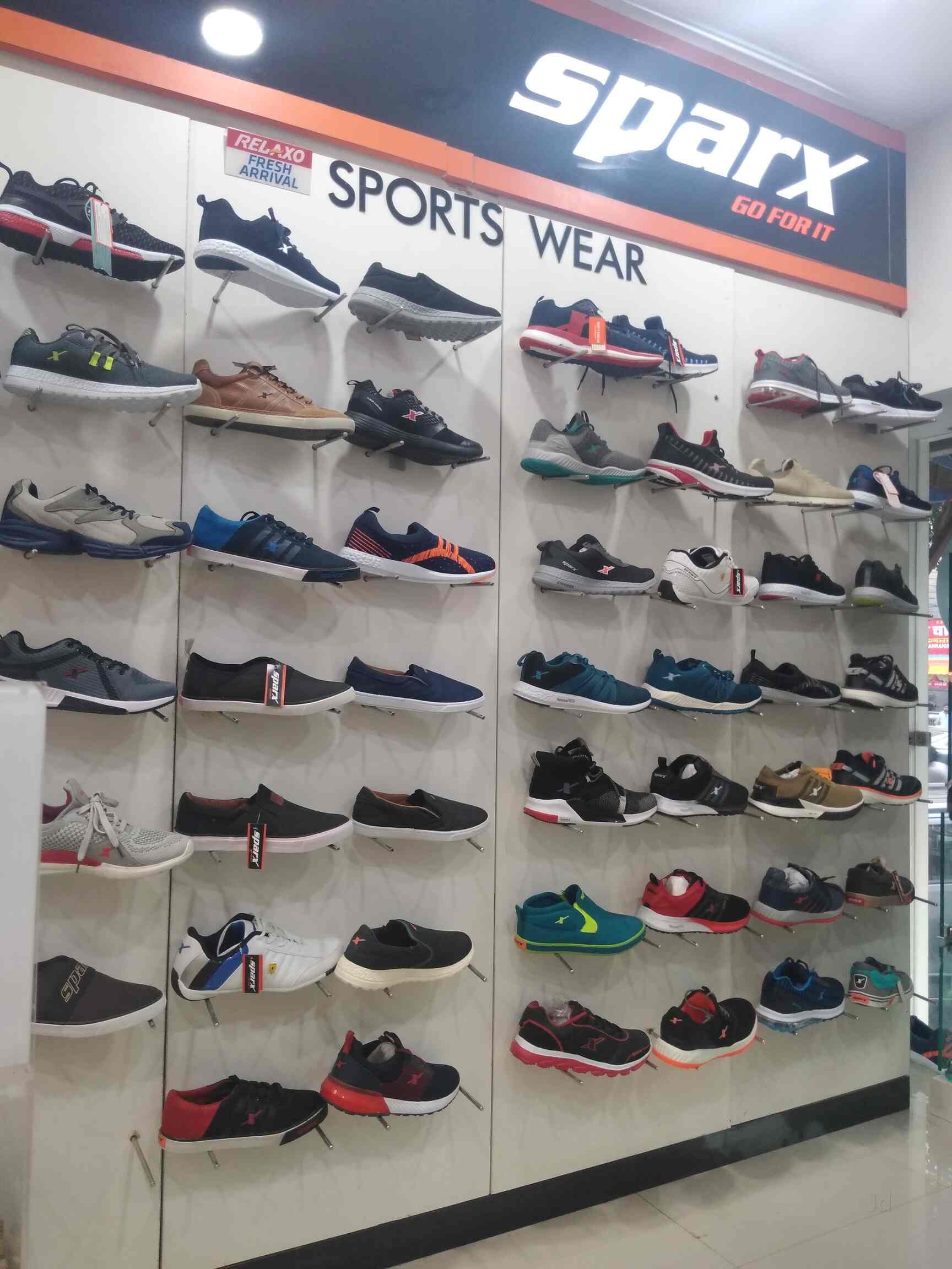 Find list of Relaxo Stores in Prashant Vihar Relaxo Outlets Delhi