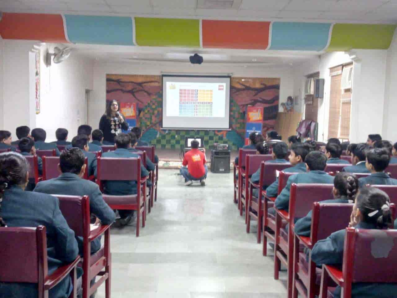 Top 10 English Medium Schools in Dilshad Garden - Best Schools For Top 10 English Medium Schools in Dilshad Garden - Best Schools For