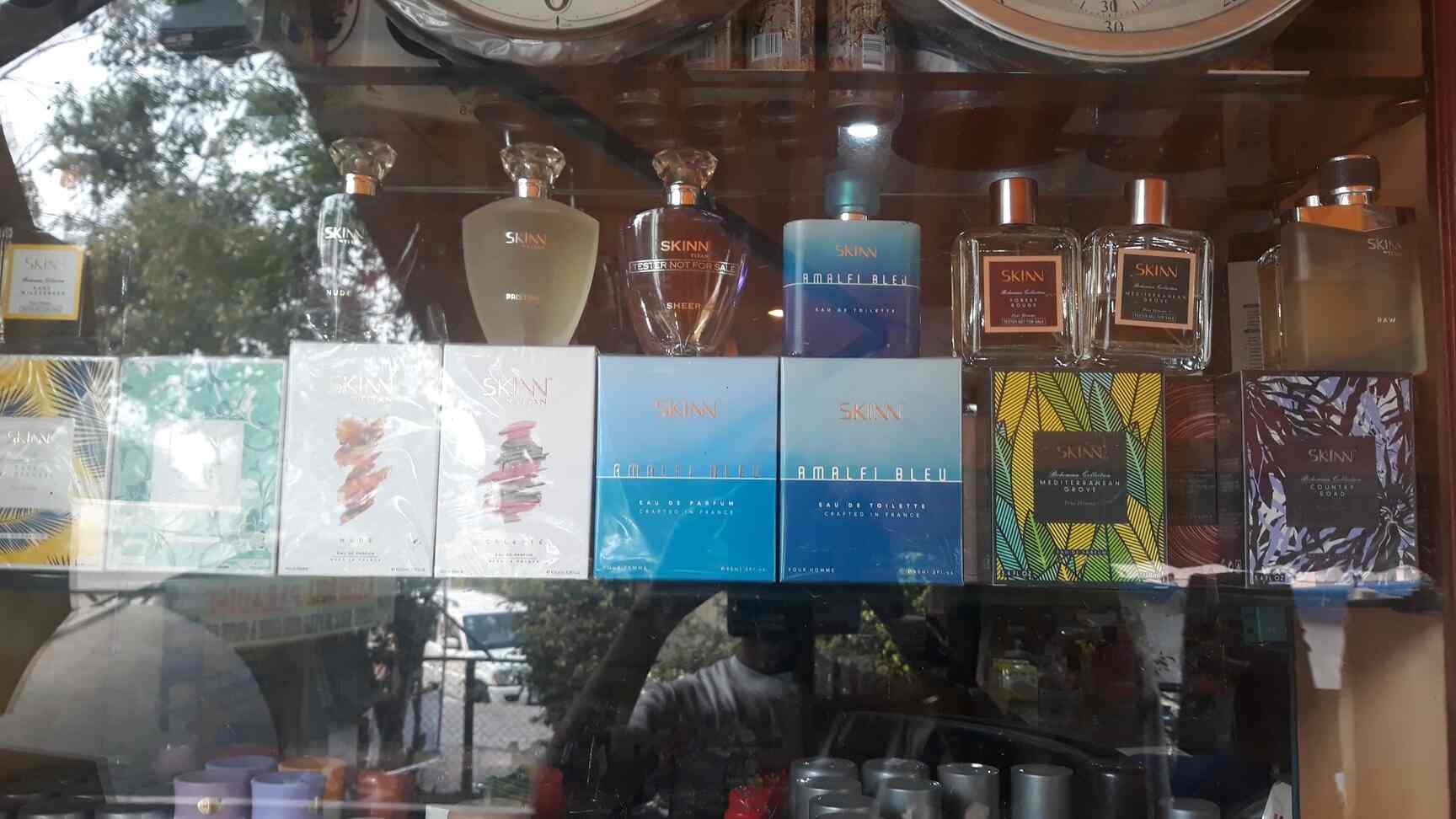 Aarkay Crockery Shoppe in Vasant Kunj,Delhi Best Stationery Shops in