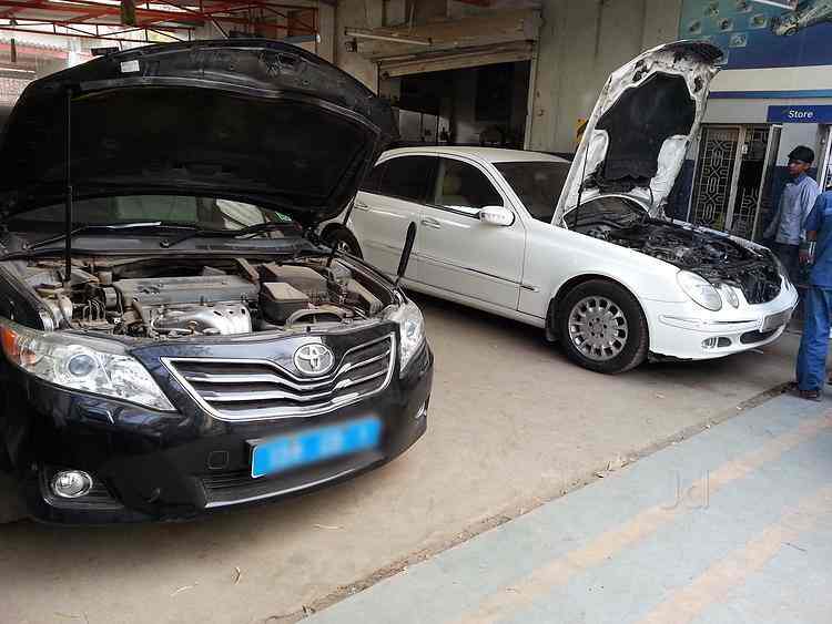 Top Maruti Suzuki Car Repair Services in Okhla Industrial Area Phase 2