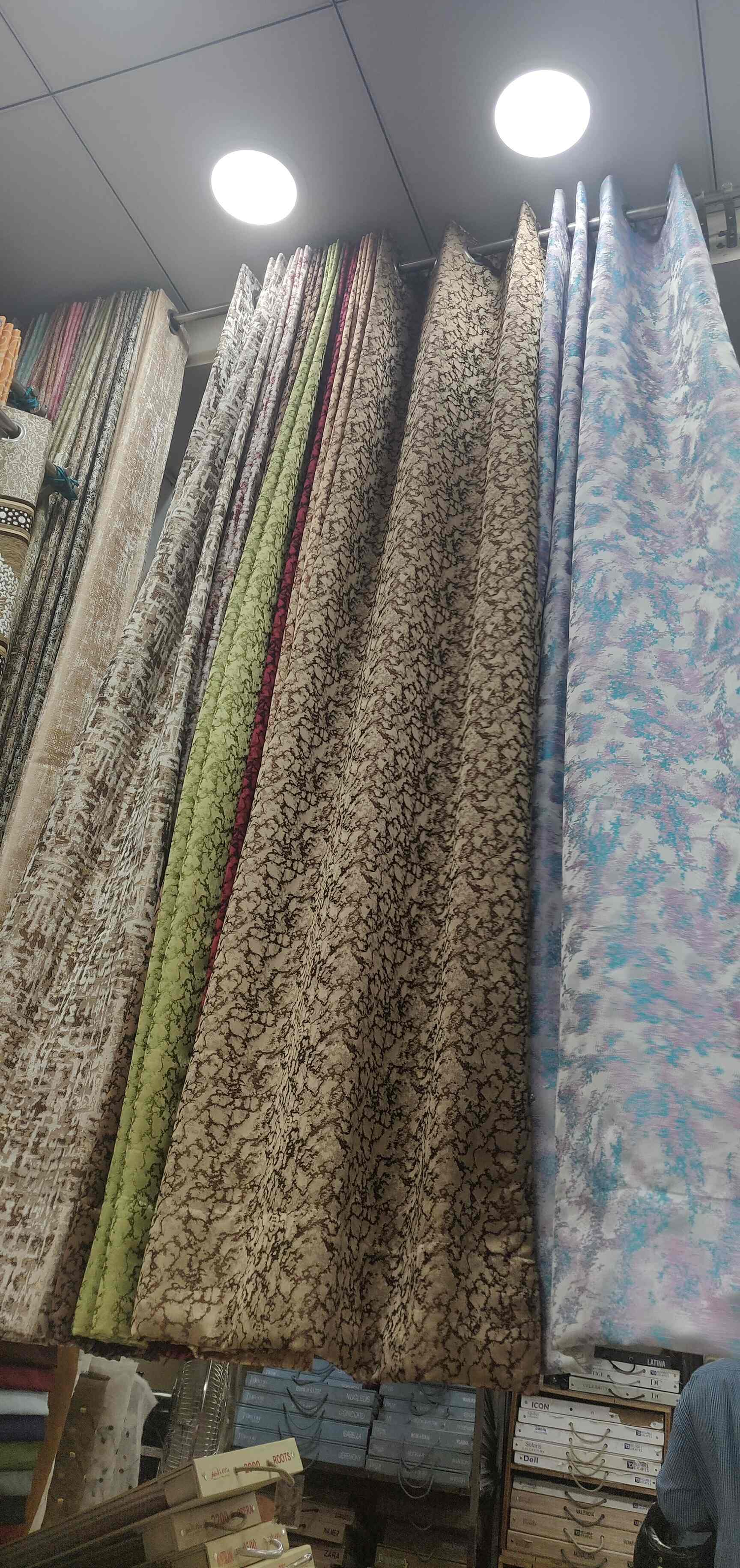 Top Curtain Dealers in Khari Baoli Best Curtain Retailers Delhi near