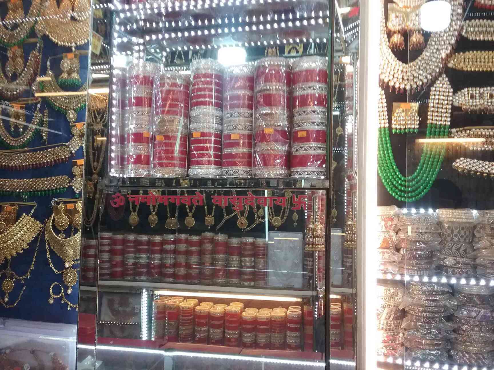 Verma Jewellery House in Chandni Chowk,Delhi Best Tribal ZoneImitation Jewellery Kada