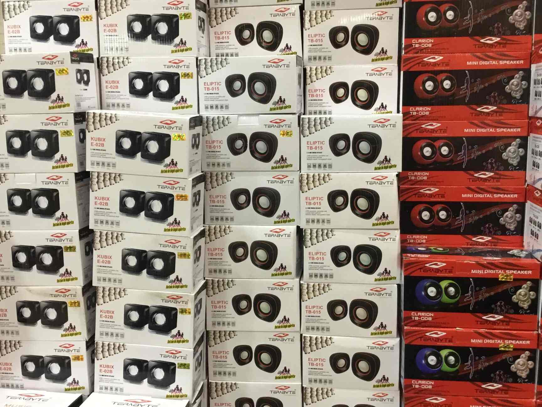 Meena Peripherals in Nehru Place,Delhi Best Laptop Accessory Dealers