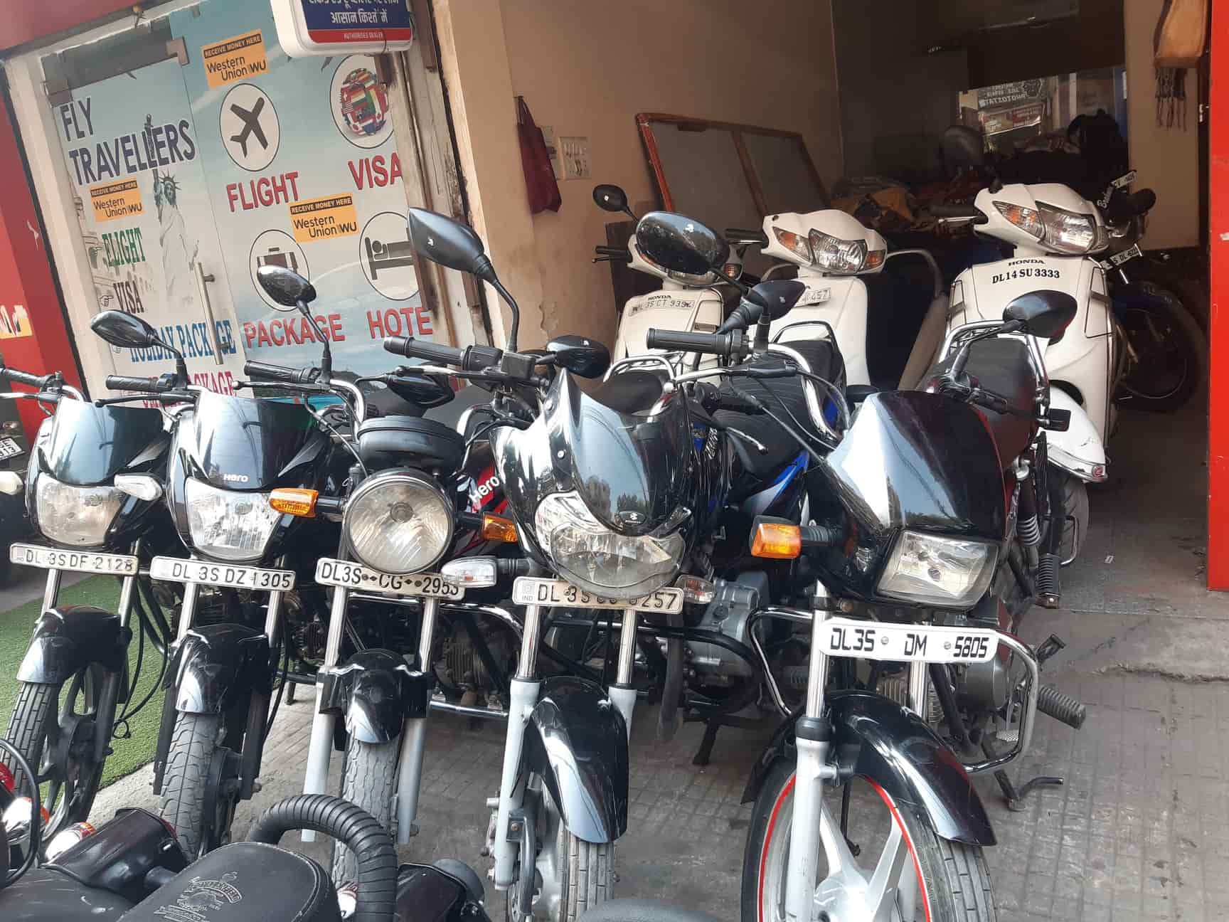 lajpat nagar ktm showroom