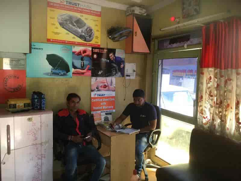 Navyug Motors in Laxmi Nagar,Delhi Best ChevroletSecond Hand Car