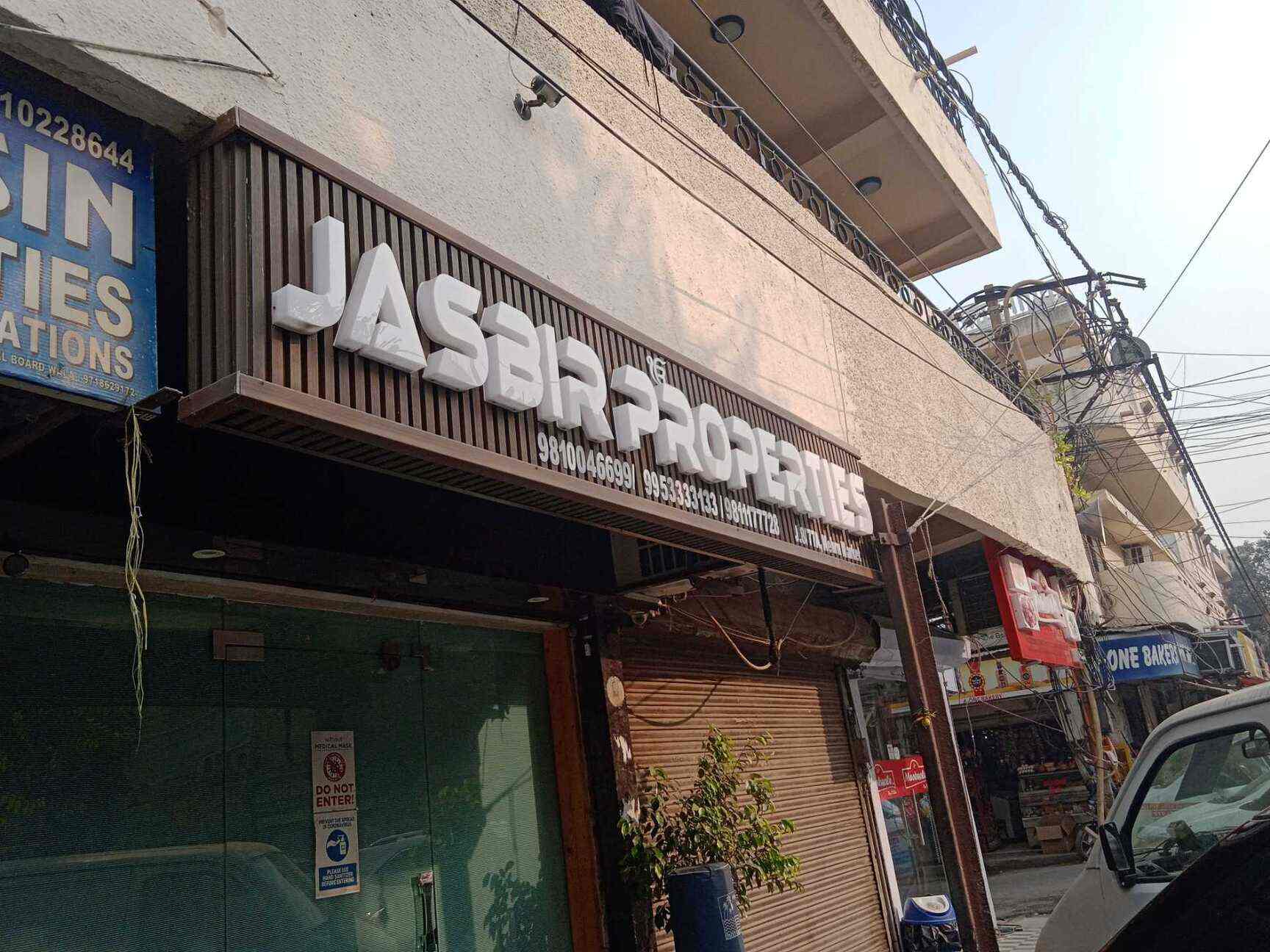 Mr Guddu in Rajouri Garden,Delhi Best Estate Agents in Delhi Justdial