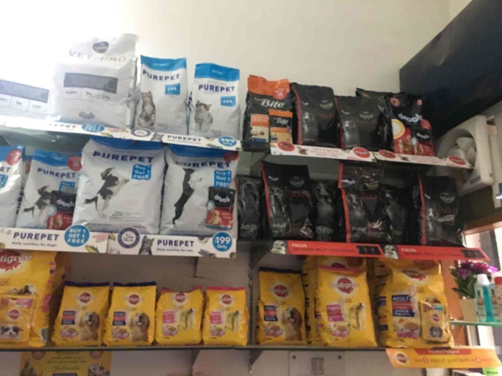 Pet Care Hub in Dwarka Sector 3,Delhi Best Pet Shops For Dog in Delhi