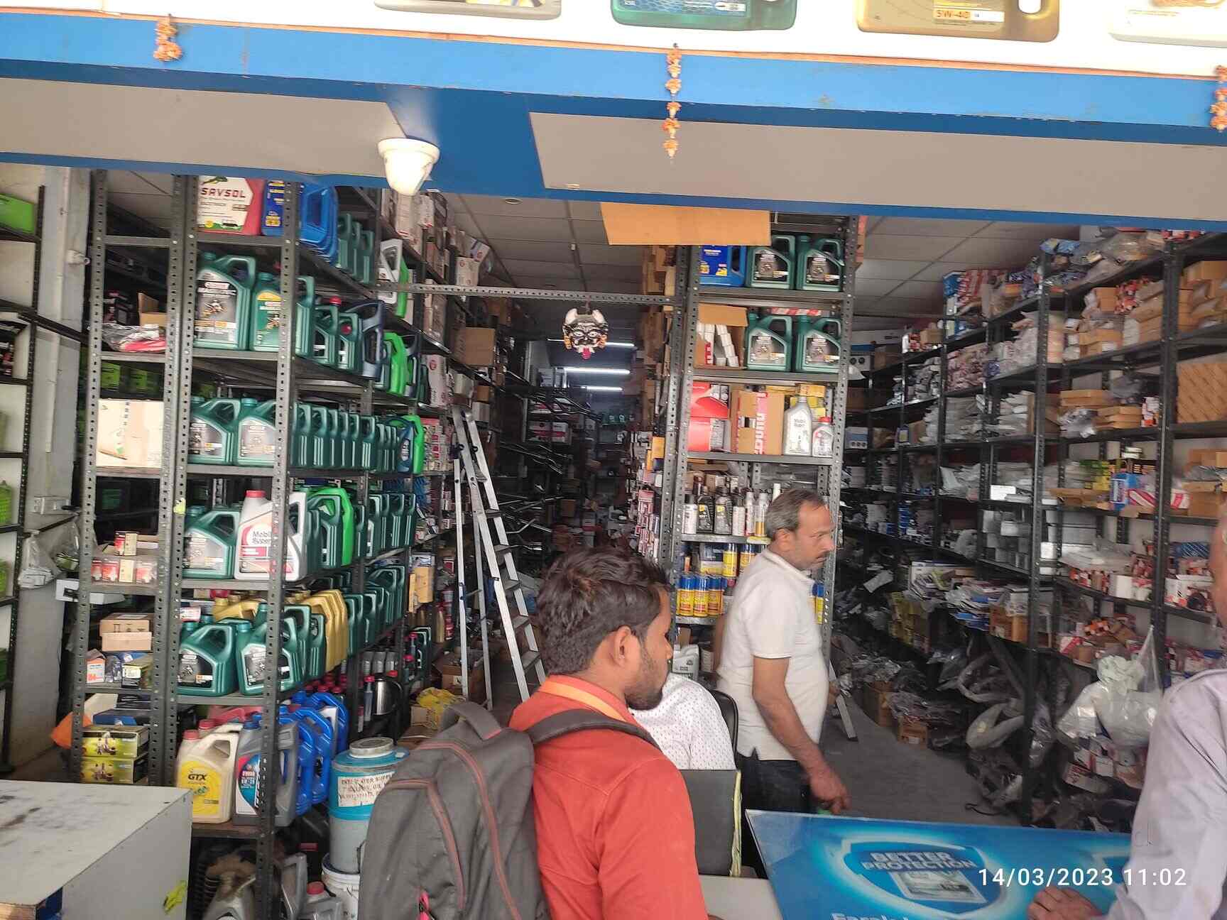 Top Audi Luxury Car Spare Part Dealers in Delhi लक्ज़री कार स्पेयर