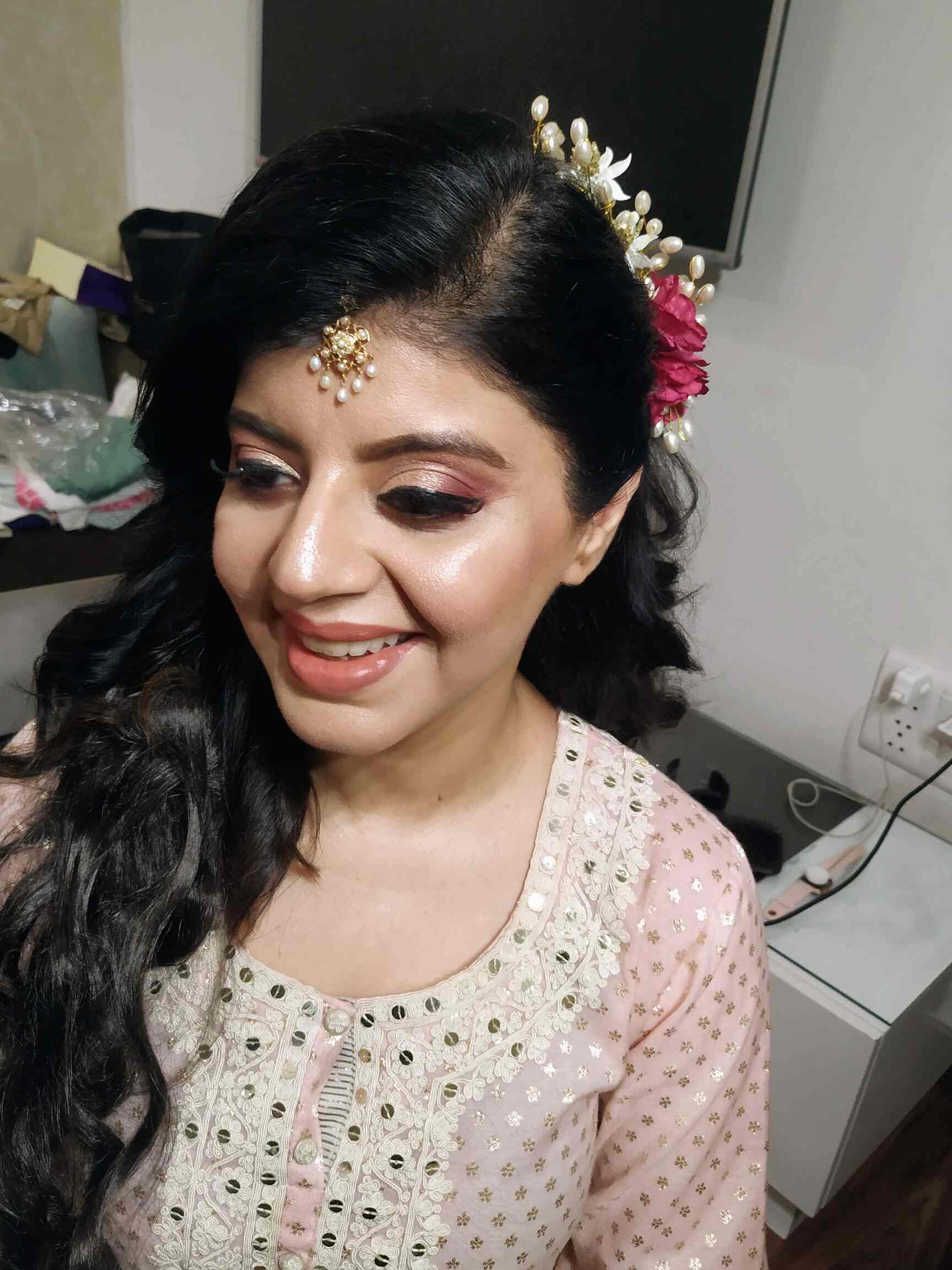 Eimi Unisex Salon & Academy in Munirka,Delhi Best Beauty Parlours in