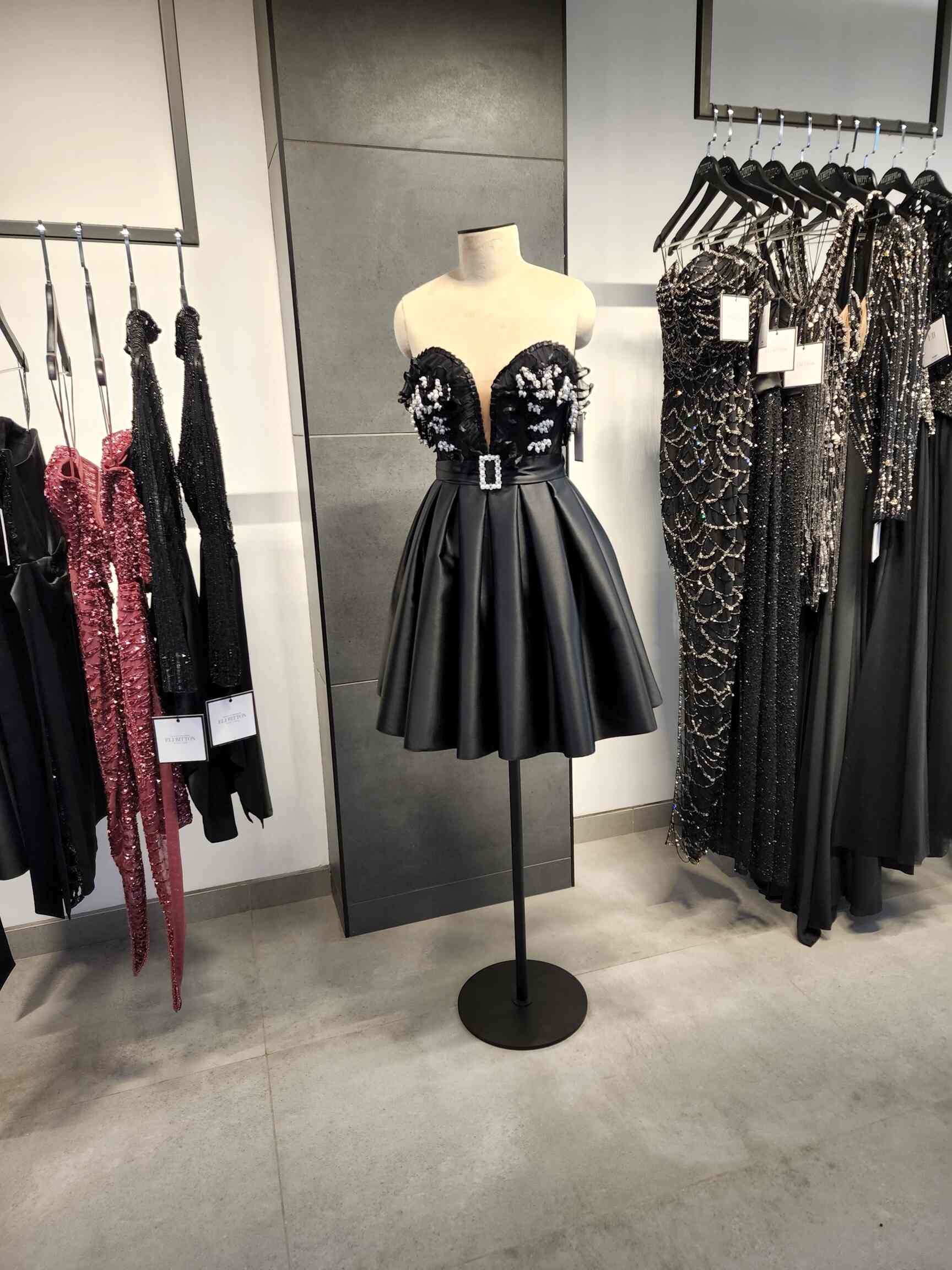 Top Gown Designers in Chandigarh Best Gown Fashion Designers near me