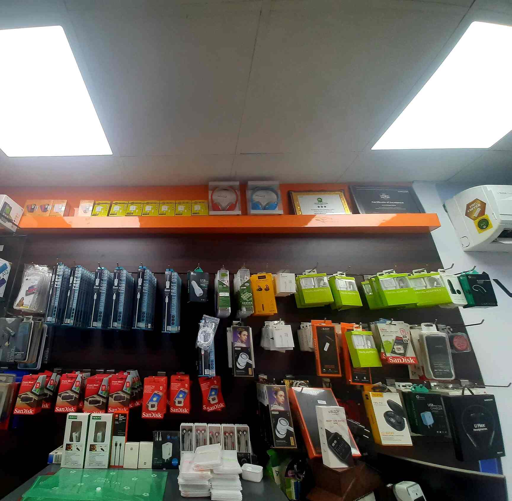 R S Communication in Dilshad Garden,Delhi Best NokiaMobile Phone