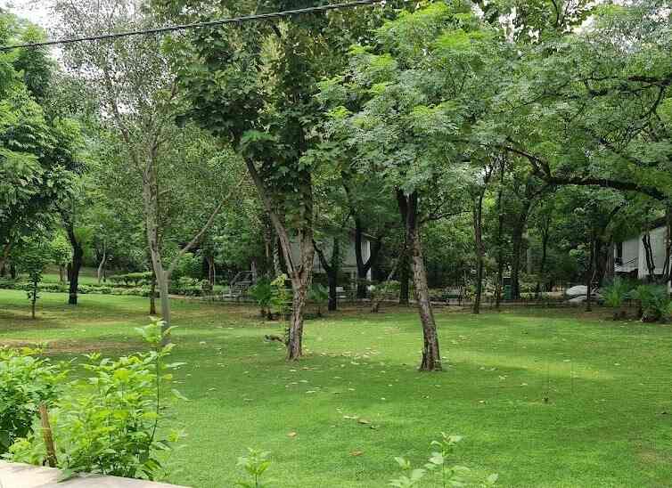 Rose Garden in Hauz Khas,Delhi Best Parks in Delhi Justdial