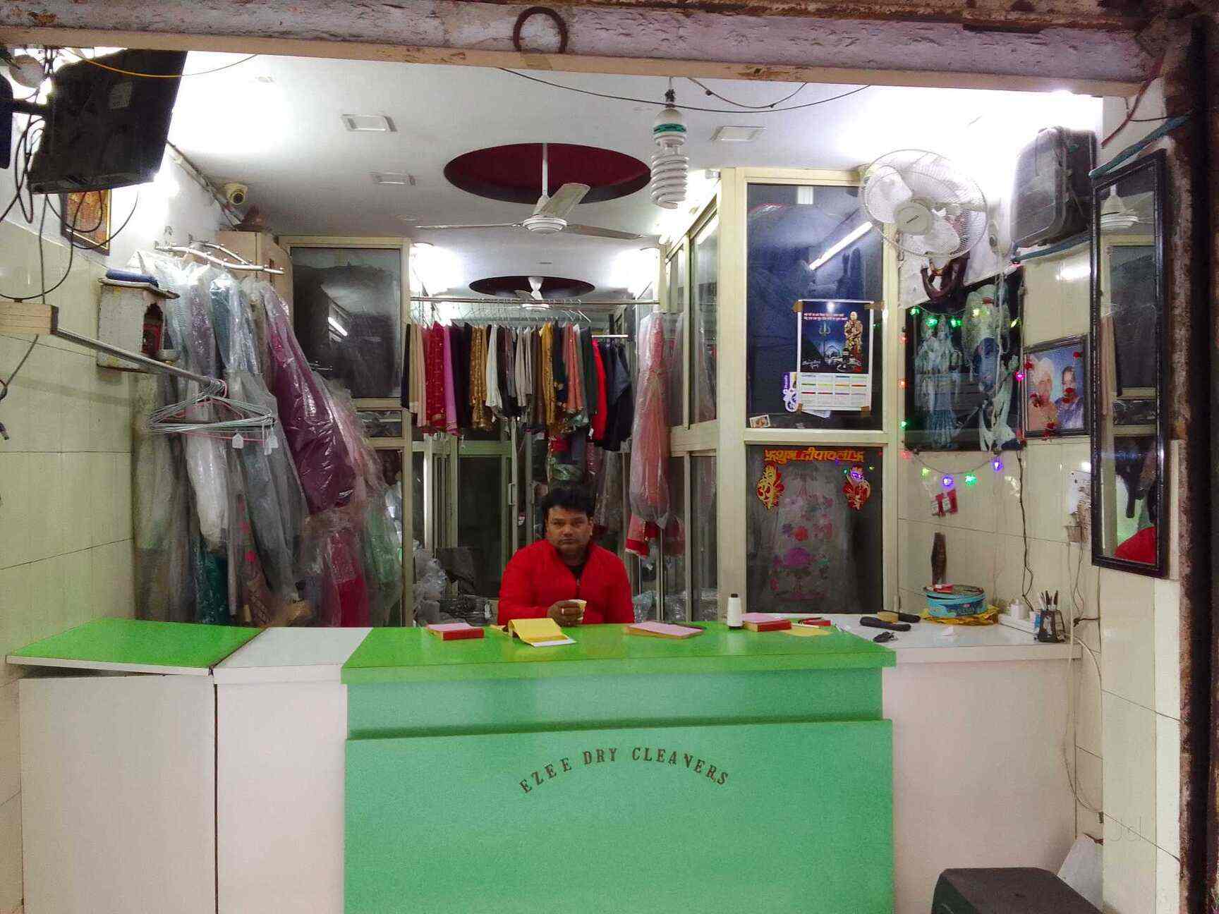 Ezee Dry Cleaners in Moti Nagar,Delhi Best Shoe Laundry Services in