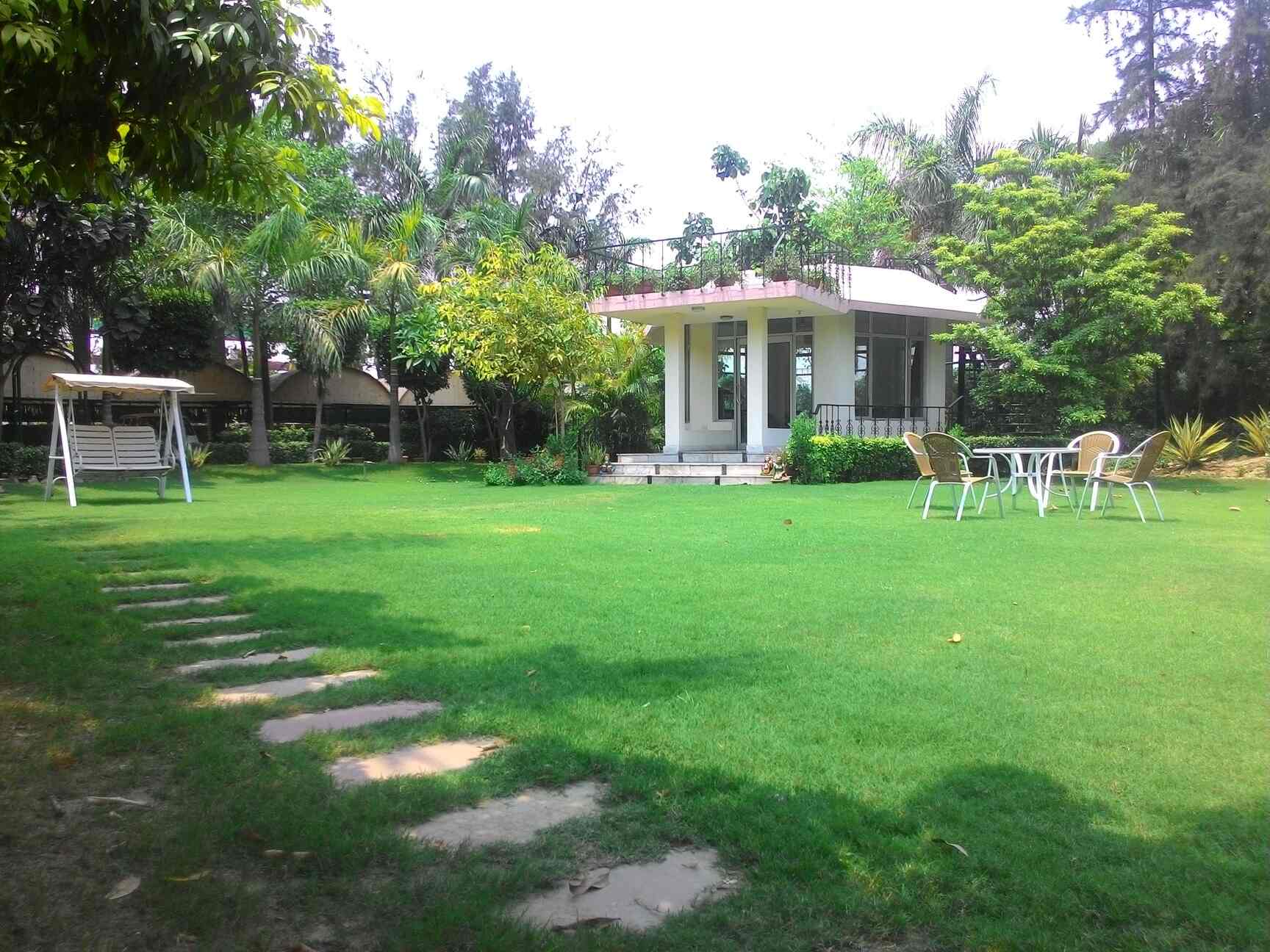 Book Green Villa in Mahipalpur,Delhi Best Guest House in Delhi Justdial