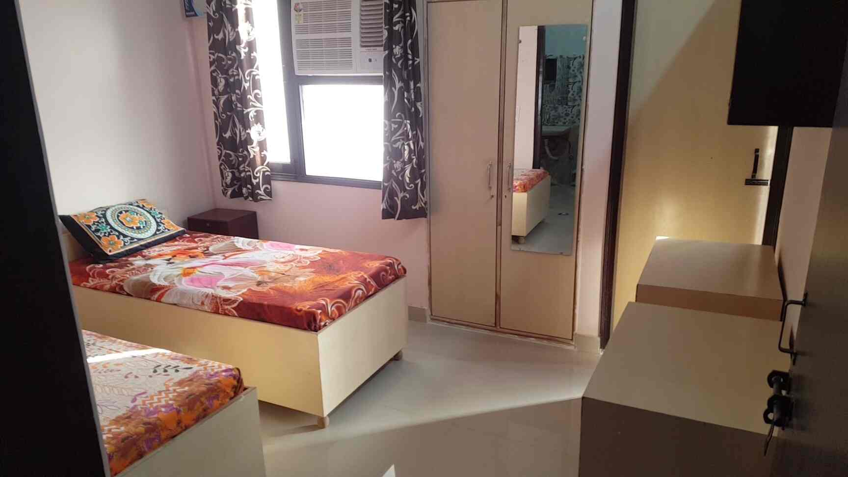 Manya House Girls Pg, Kamla Nagar Paying Guest For