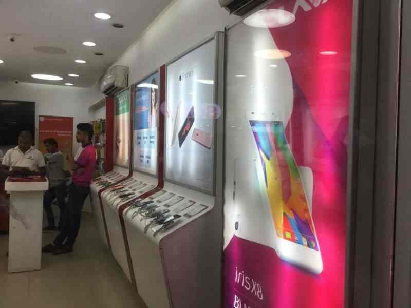 Mobiliti World in Nehru Place,Delhi Best Mobile Phone Dealers in