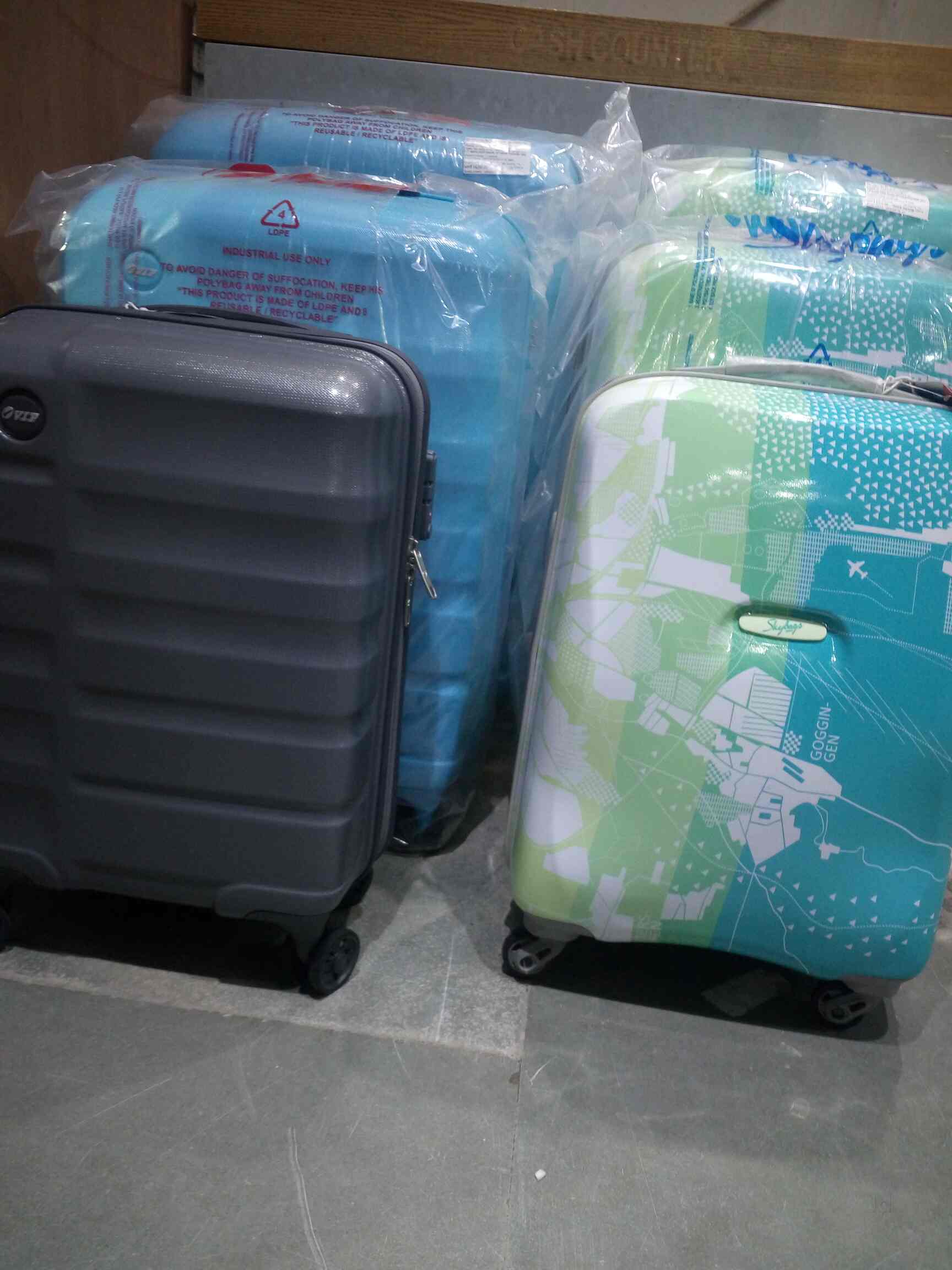 Vip World in Janakpuri District Centre,Delhi Best Hand Bag Dealers in