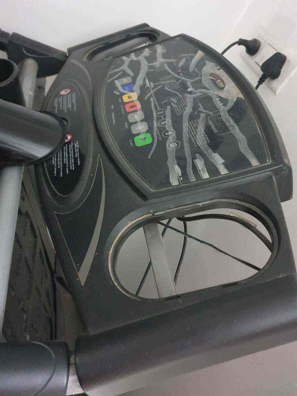 Top Treadmills On Rent in Janakpuri Best Treadmills On Rent Delhi