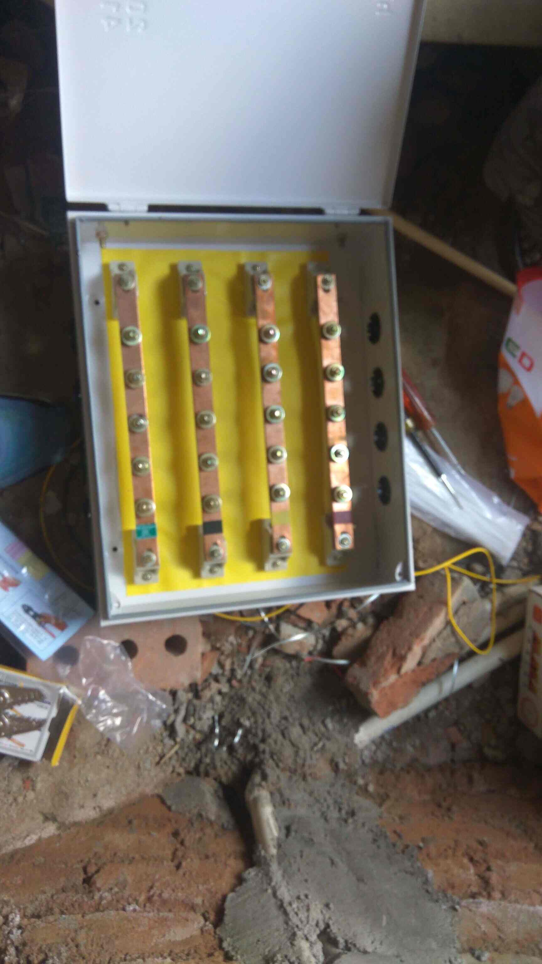 Top Electricians in Greater Noida Best Electricians Services near me