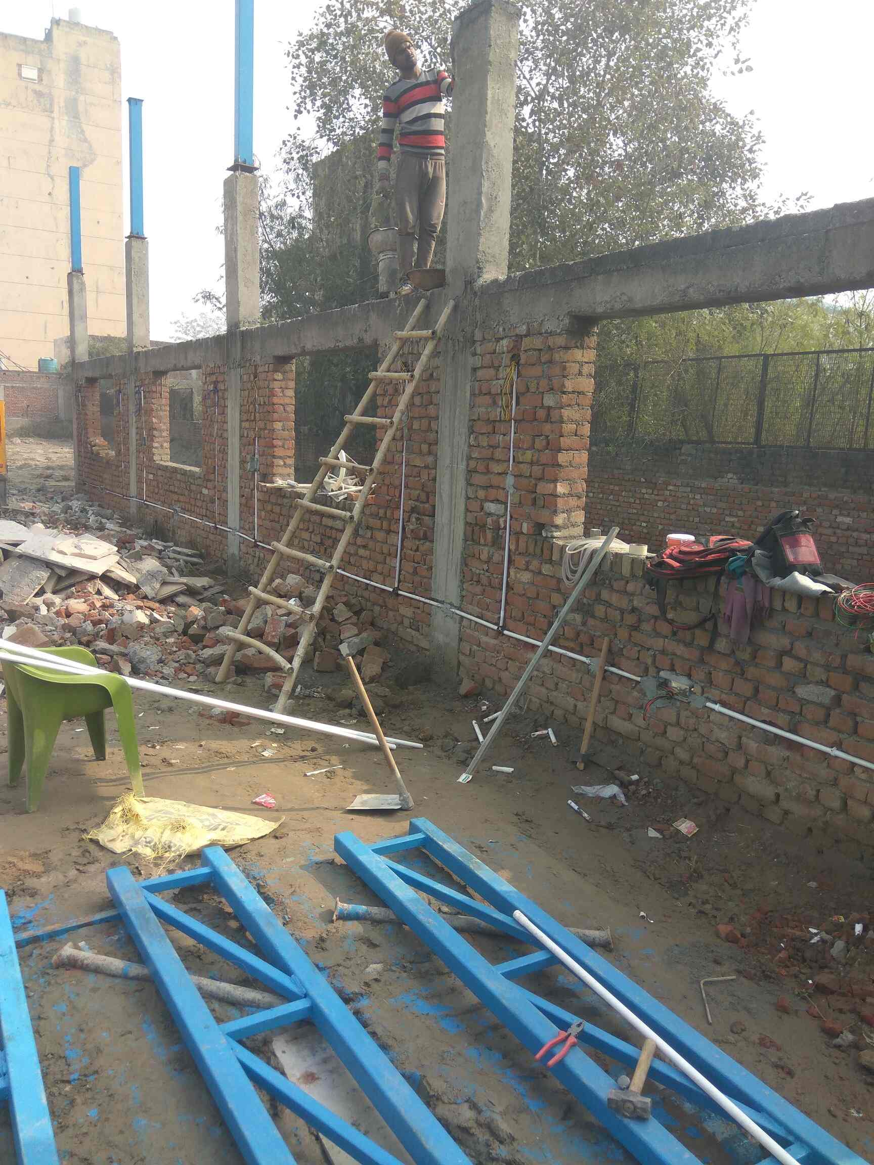 Top Electricians in Greater Noida Best Electricians Services near me