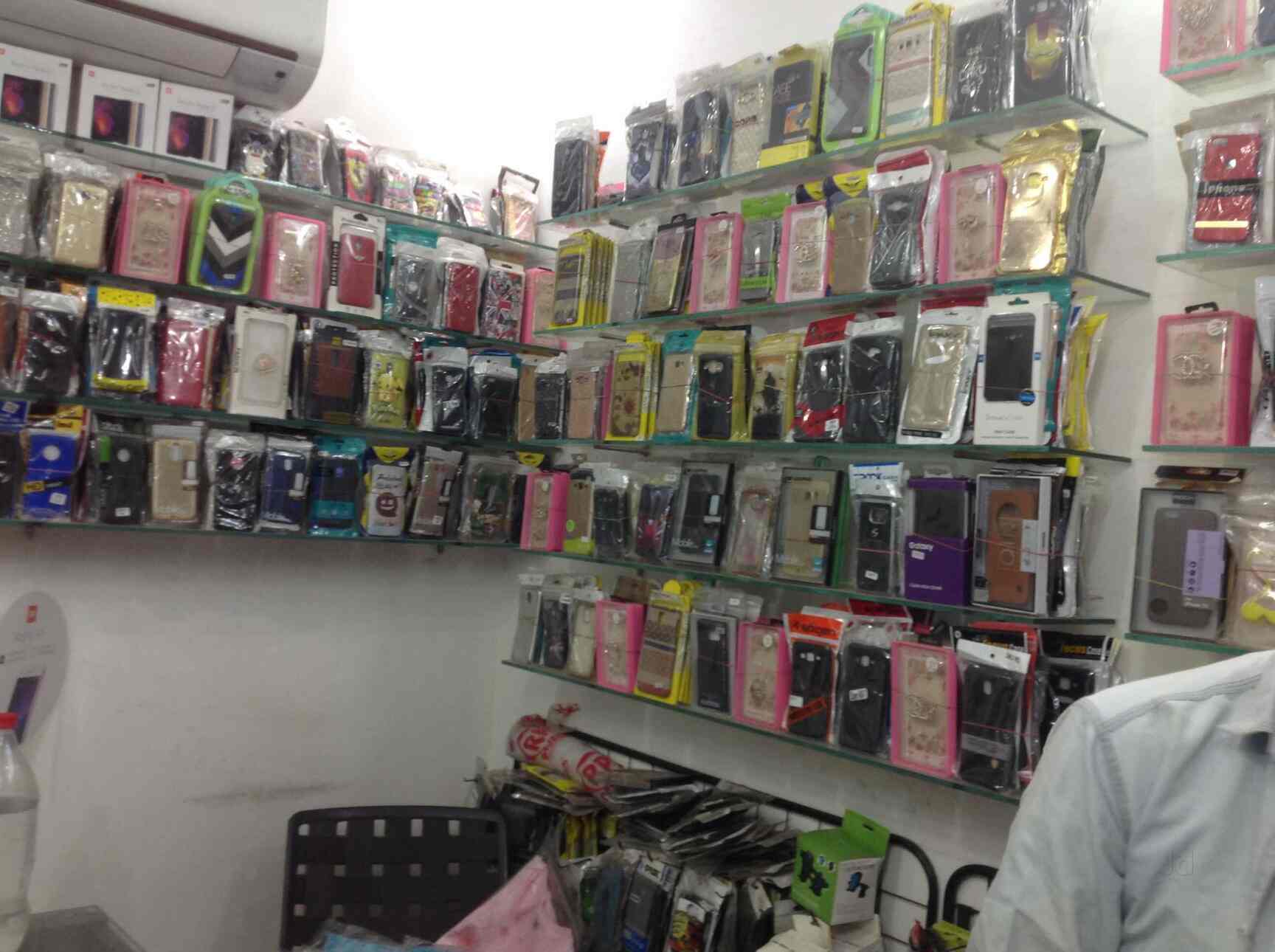Trinity Accessories in Gurgaon Sector 22,Delhi Best HTCMobile Phone