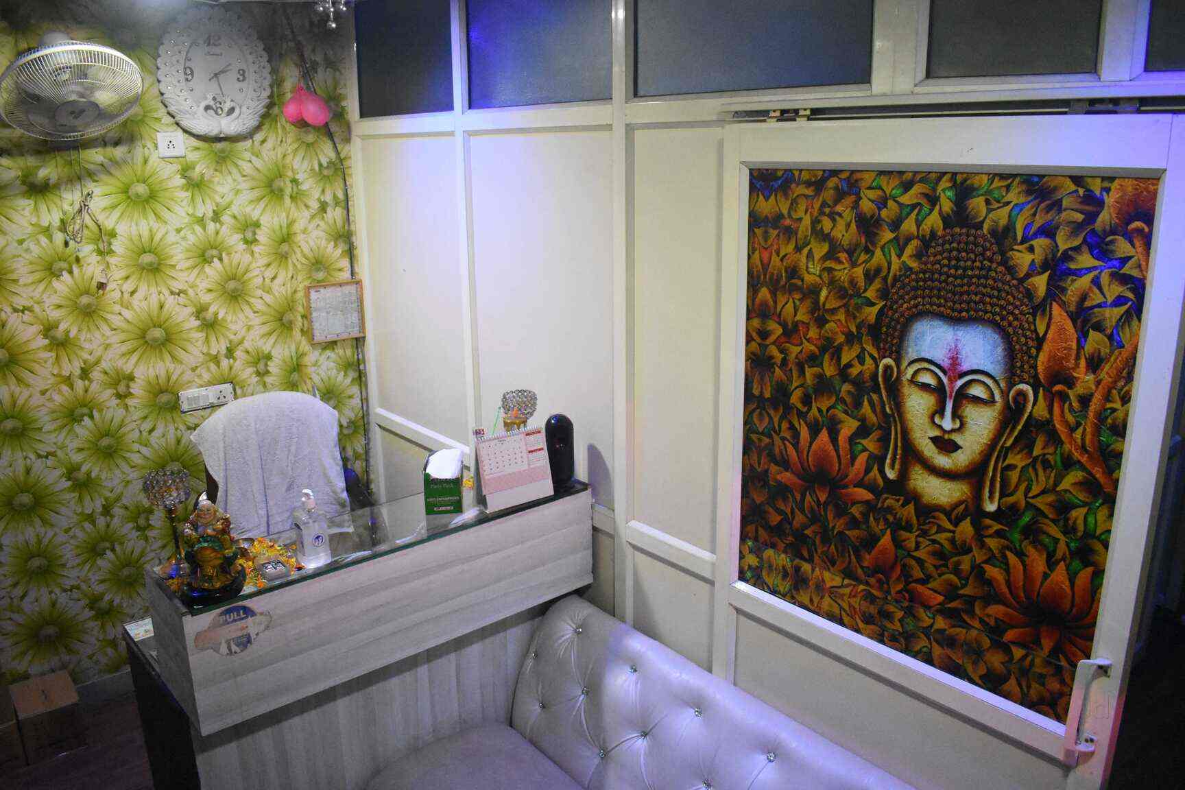 Top 24 Hours Body Massage Centres near Crowne Plaza Today HotelOkhla