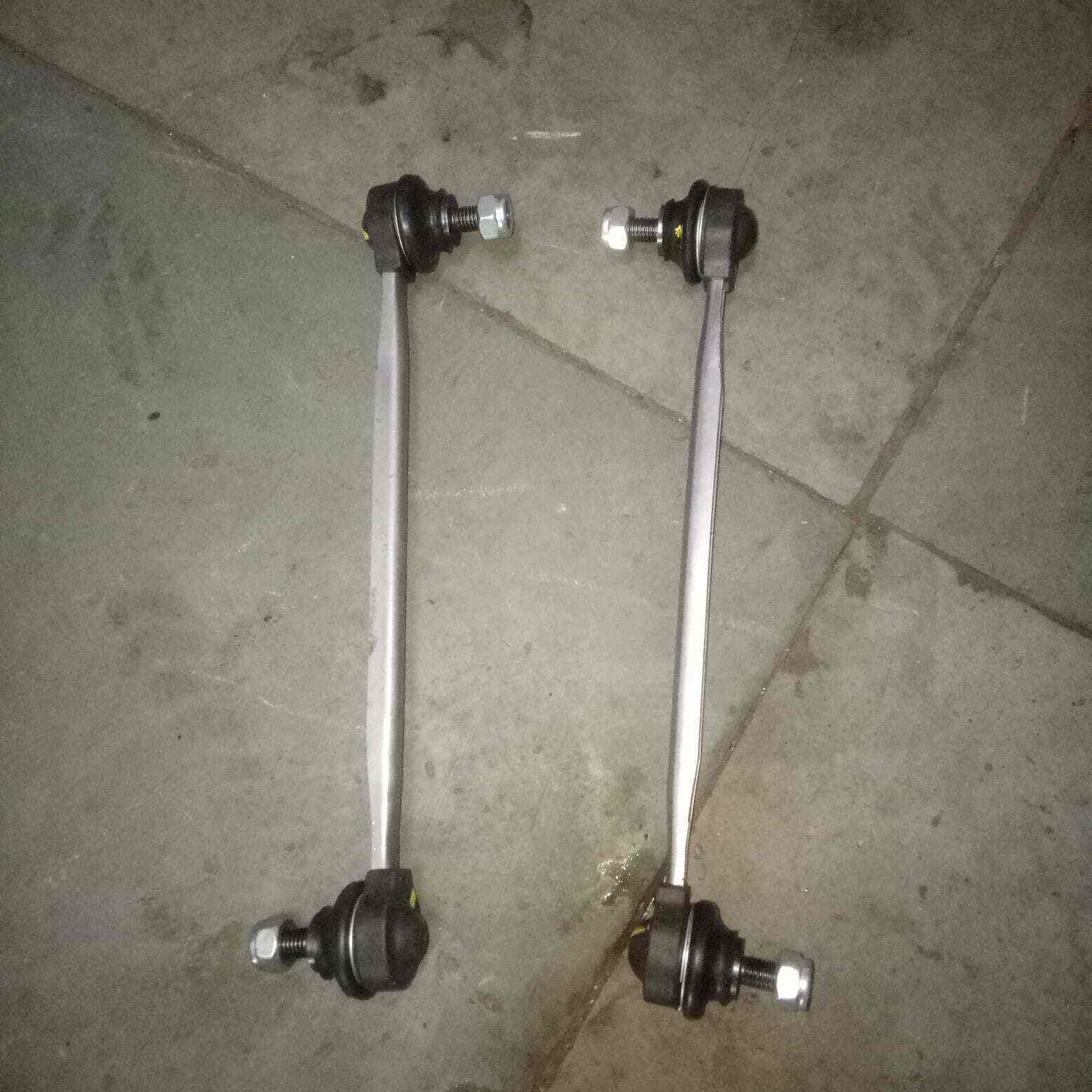 The Detailing Town in Rohini Sector 16,Delhi Best Car Cleaning