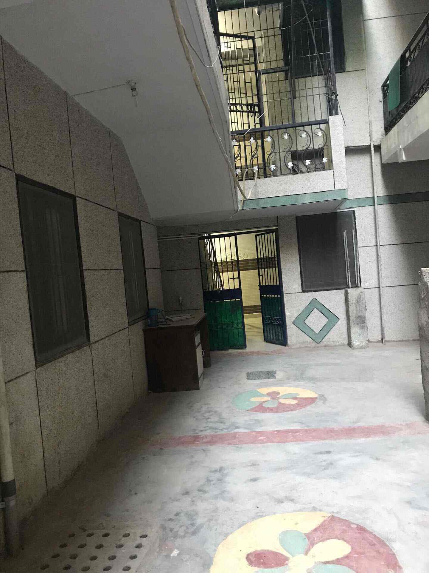 Saltanat House (Closed Down) in Batla House,Delhi Best in Delhi Justdial