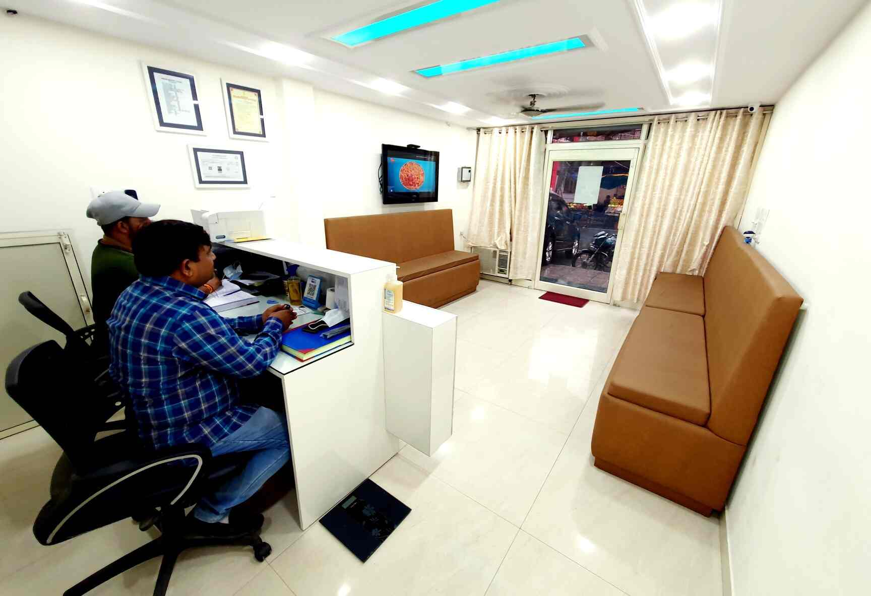 Dewan Ultrasound Centre in Yamuna Vihar,Delhi Best Sonography Centres