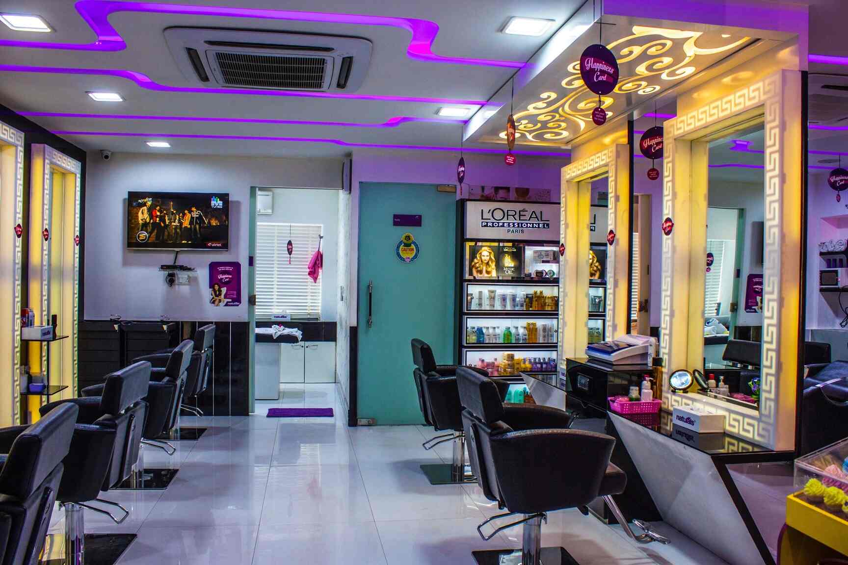 Find list of Naturals Salons in Nehru Place, Delhi near me Justdial