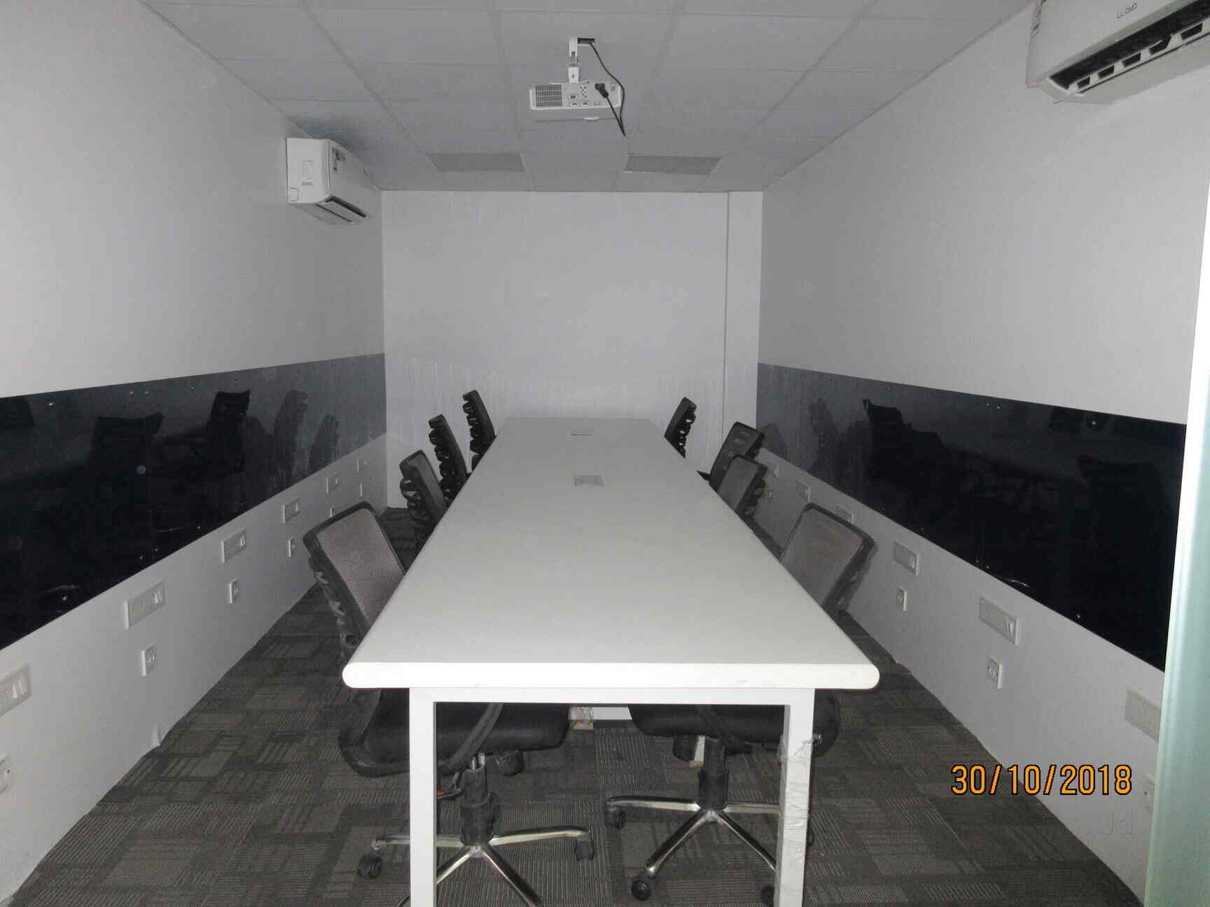 Top Training Rooms On Rent in Laxmi Nagar Best Coaching Room On Hire