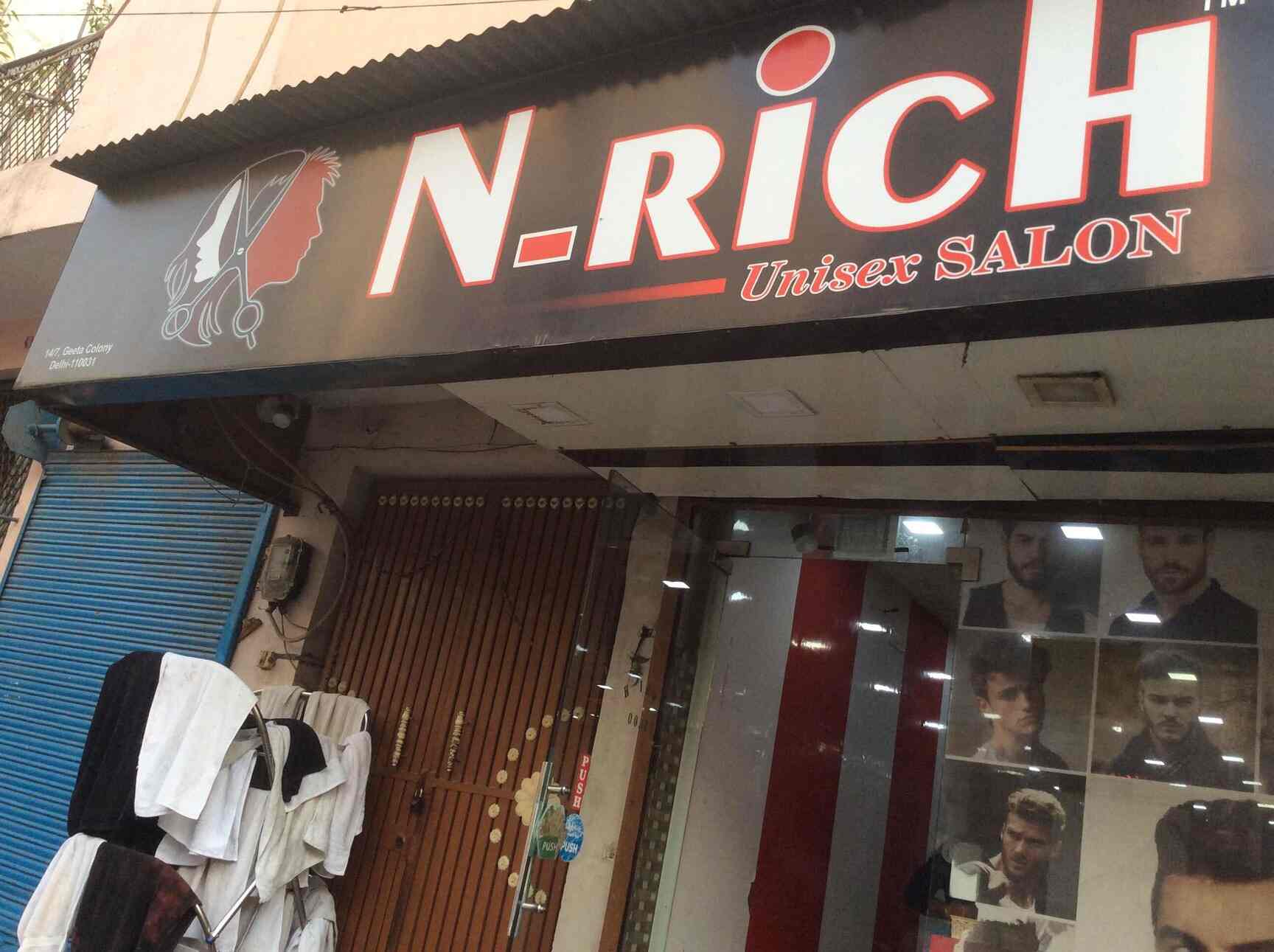 Find list of Enrich Salons in Gitanjali Enclave-Malviya Nagar, Delhi