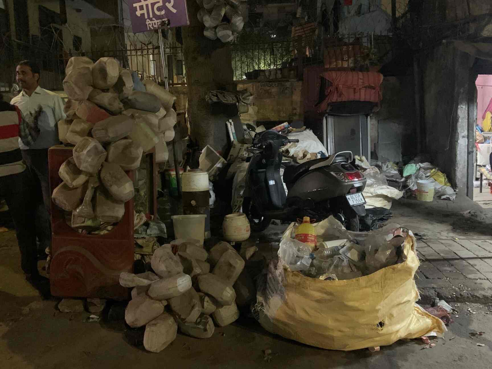 Catalogue Nr Traders in Nehru Place , Delhi Justdial