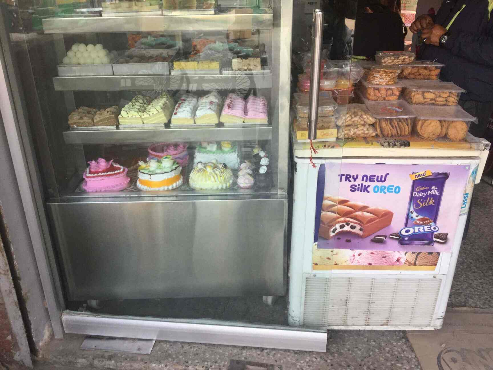 Aggarwal Bakery in Palam,Delhi Order Food Online Best Bakeries in