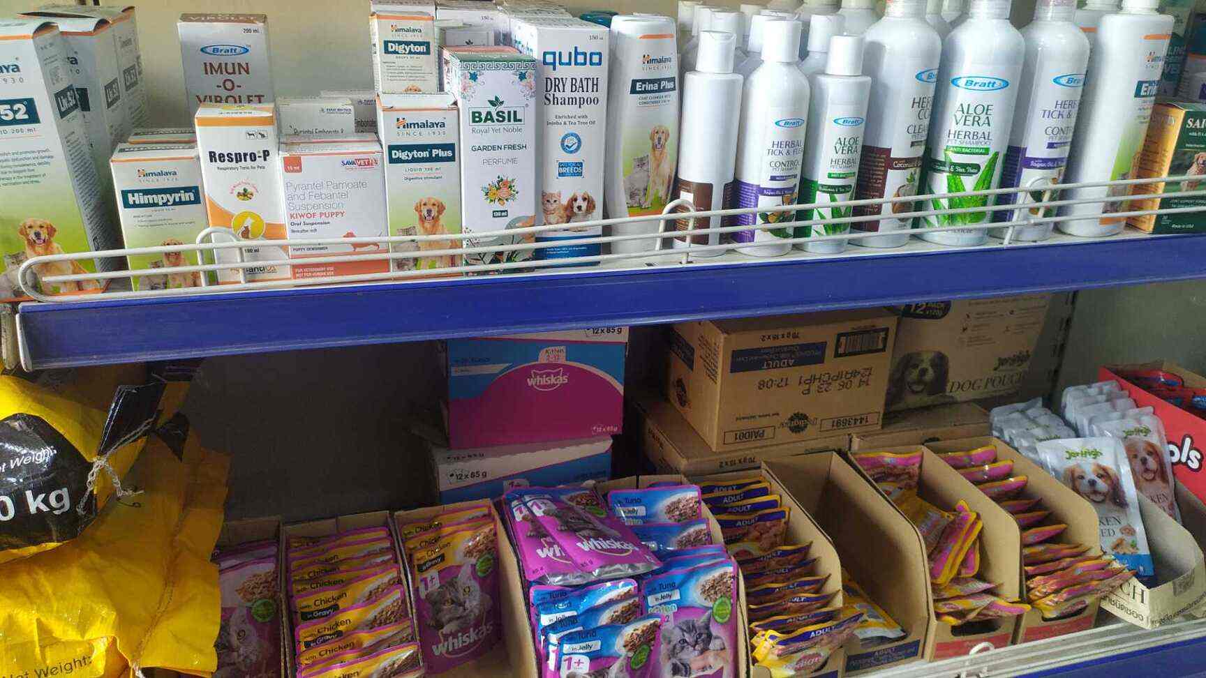 Cp Vet Pet Shop And Grooming in Noida Sector 29,Delhi Best Dog Food