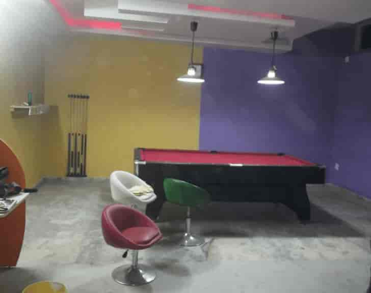 Blizzard The Gaming Zone in Noida Sector 31,Delhi Best Hookah