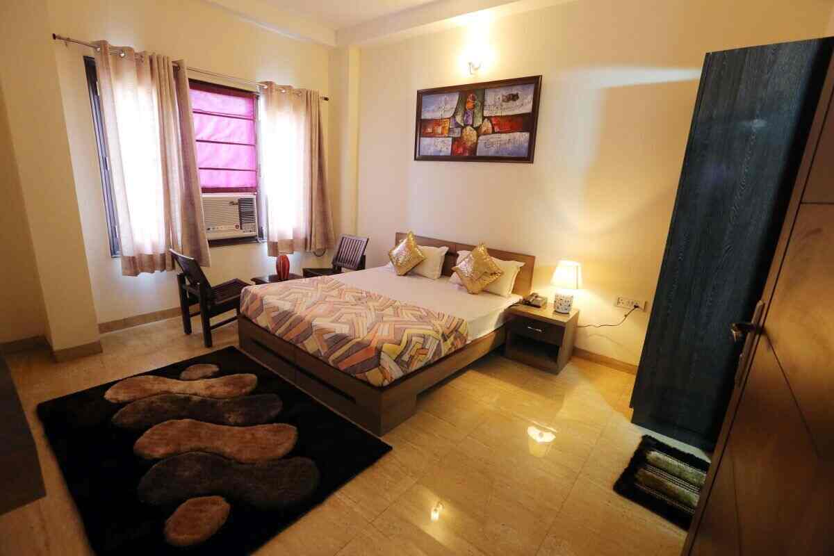 Book Runway Residency in Pitampura,Delhi Best Guest House in Delhi